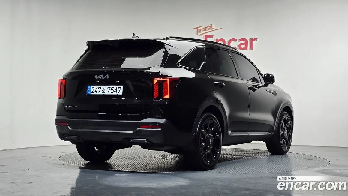 Kia Sorento — фото 9