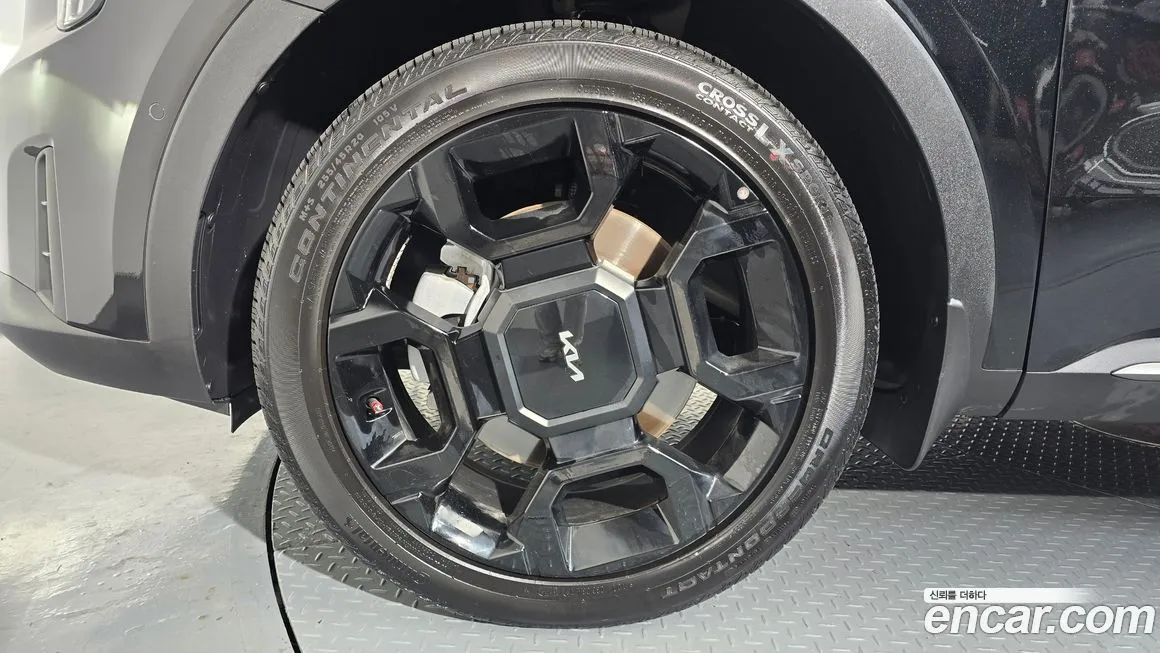 Kia Sorento — фото 10