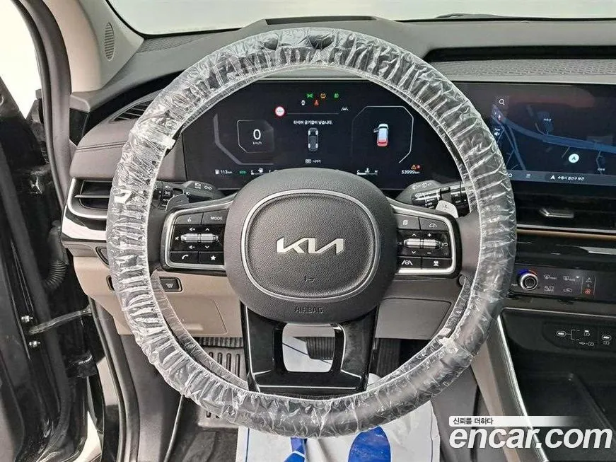 Kia Carnival — фото 7