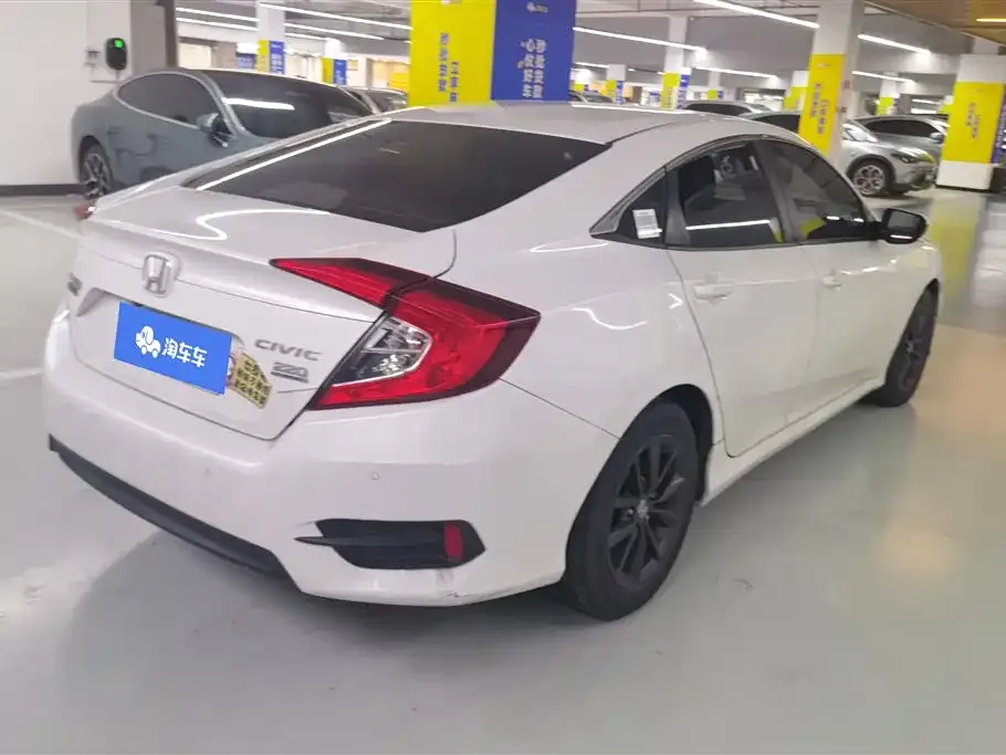 Honda Civic — фото 2