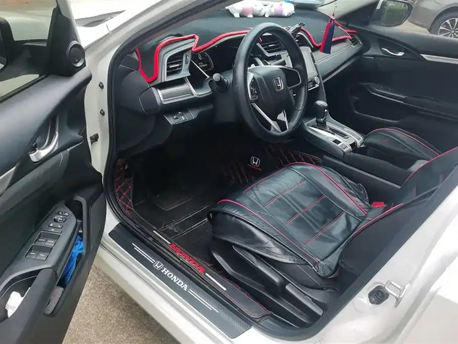 Honda Civic — фото 4