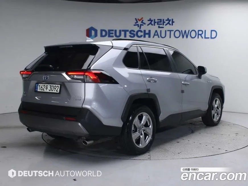Toyota RAV4 2021 из KR, фото 2