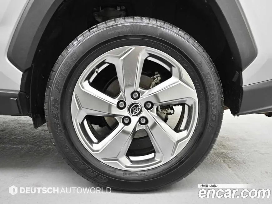 Toyota RAV4 2021 из KR, фото 6