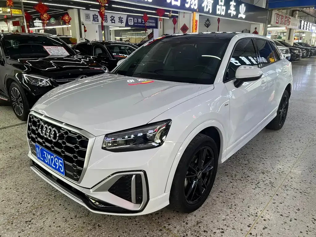 Audi Q2L 2022 из CN, фото 1