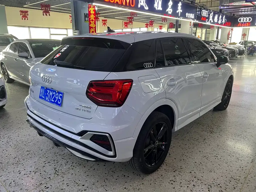 Audi Q2L 2022 из CN, фото 8