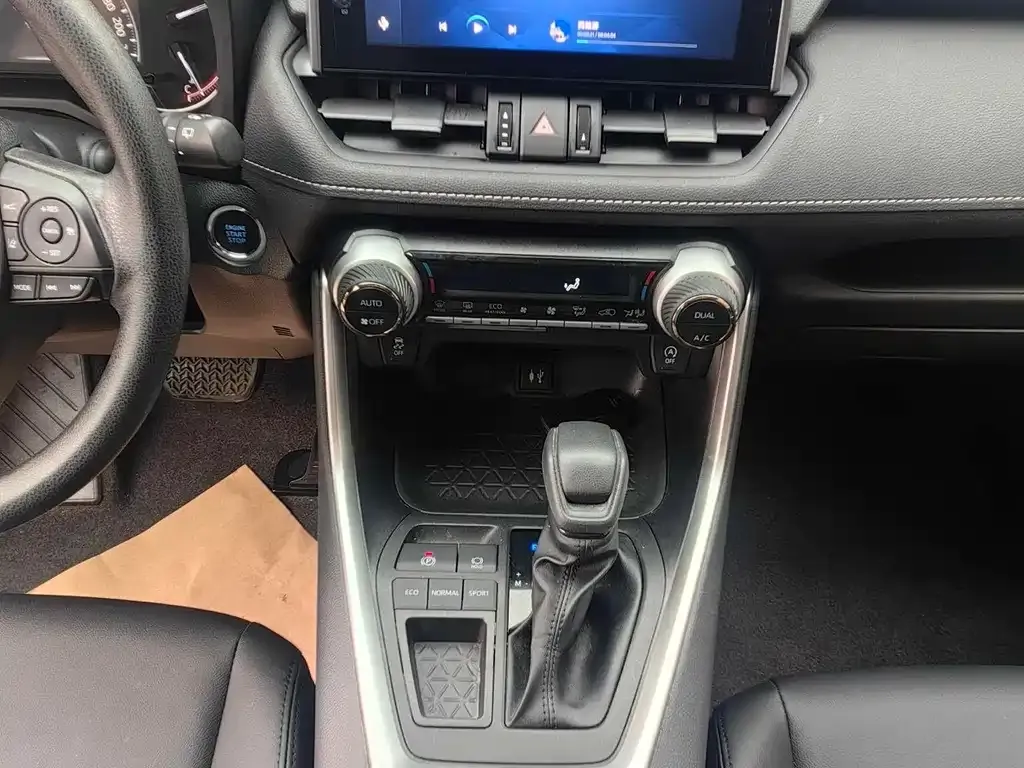Toyota RAV4 2022 из CN, фото 3