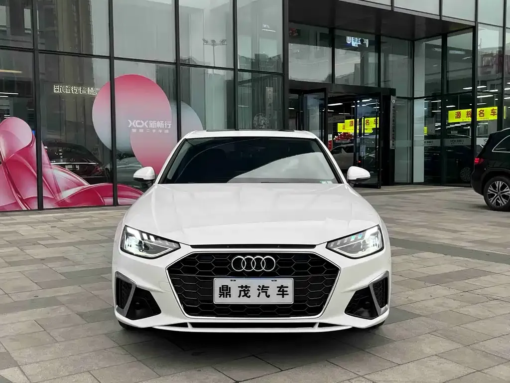Audi A4L — фото 2