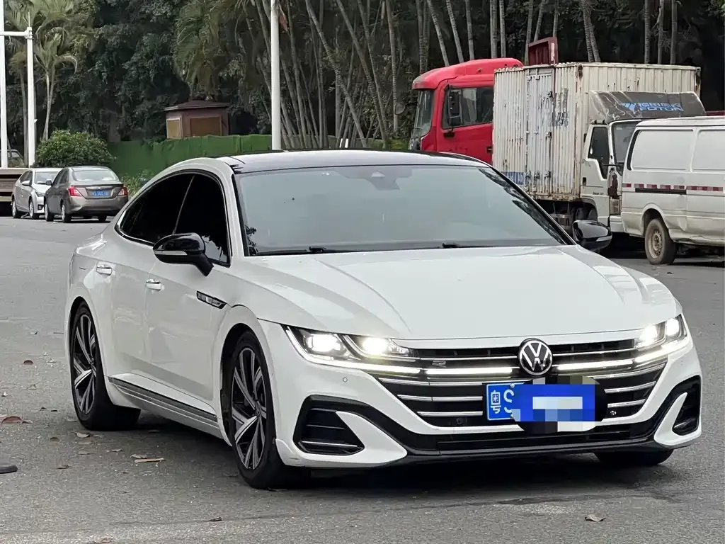 Volkswagen CC — фото 3
