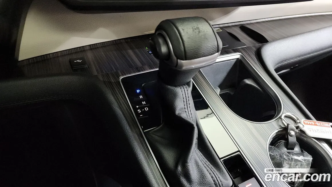 Toyota Sienna 2023 из KR, фото 7