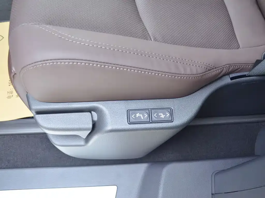 Toyota Granvia 2026 из CN, фото 3