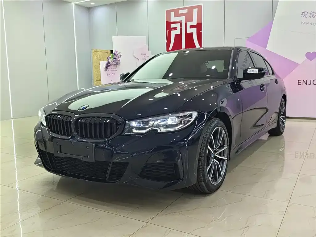 BMW 3 Series 2021 из CN, фото 1