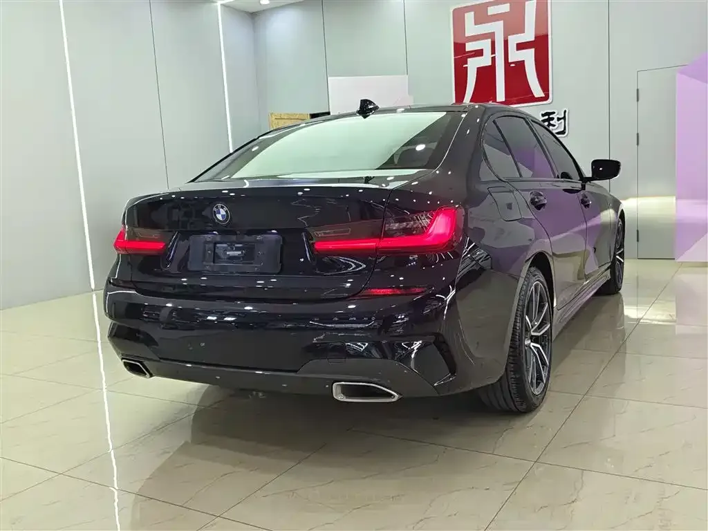 BMW 3 Series 2021 из CN, фото 2