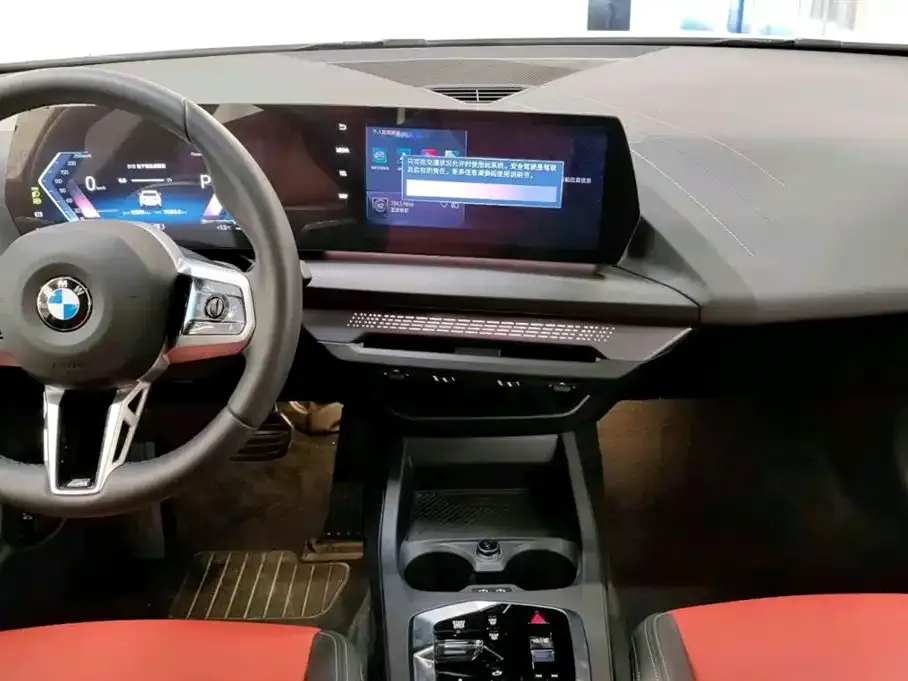 BMW 2 Series 2025 из CN, фото 7