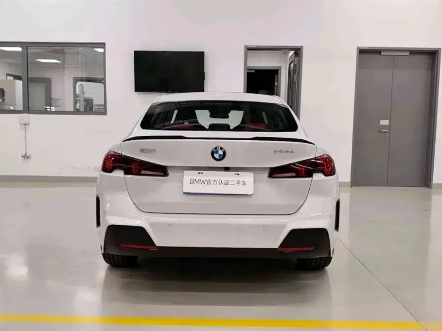 BMW 2 Series 2025 из CN, фото 8