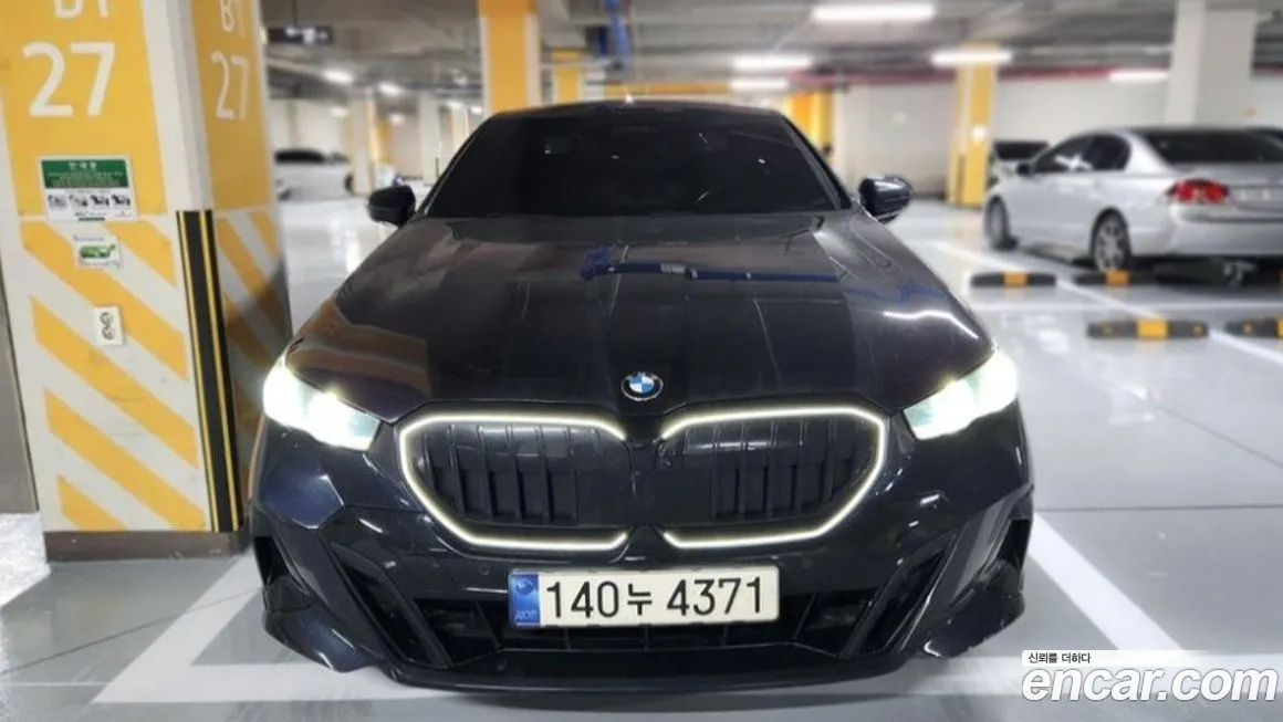 BMW 5-Series — фото 1