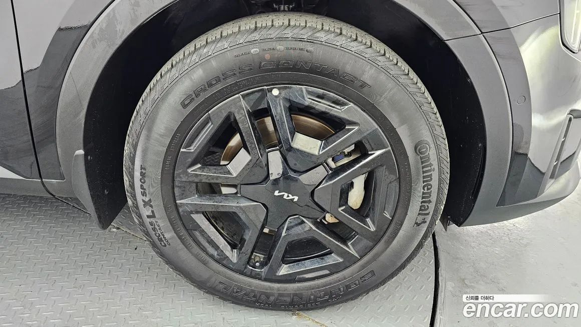Kia Sorento — фото 6