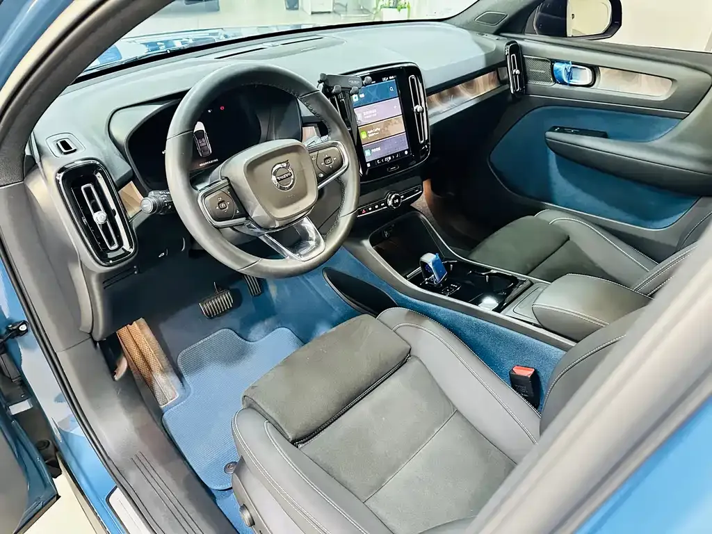 Volvo C40 2024 из CN, фото 7