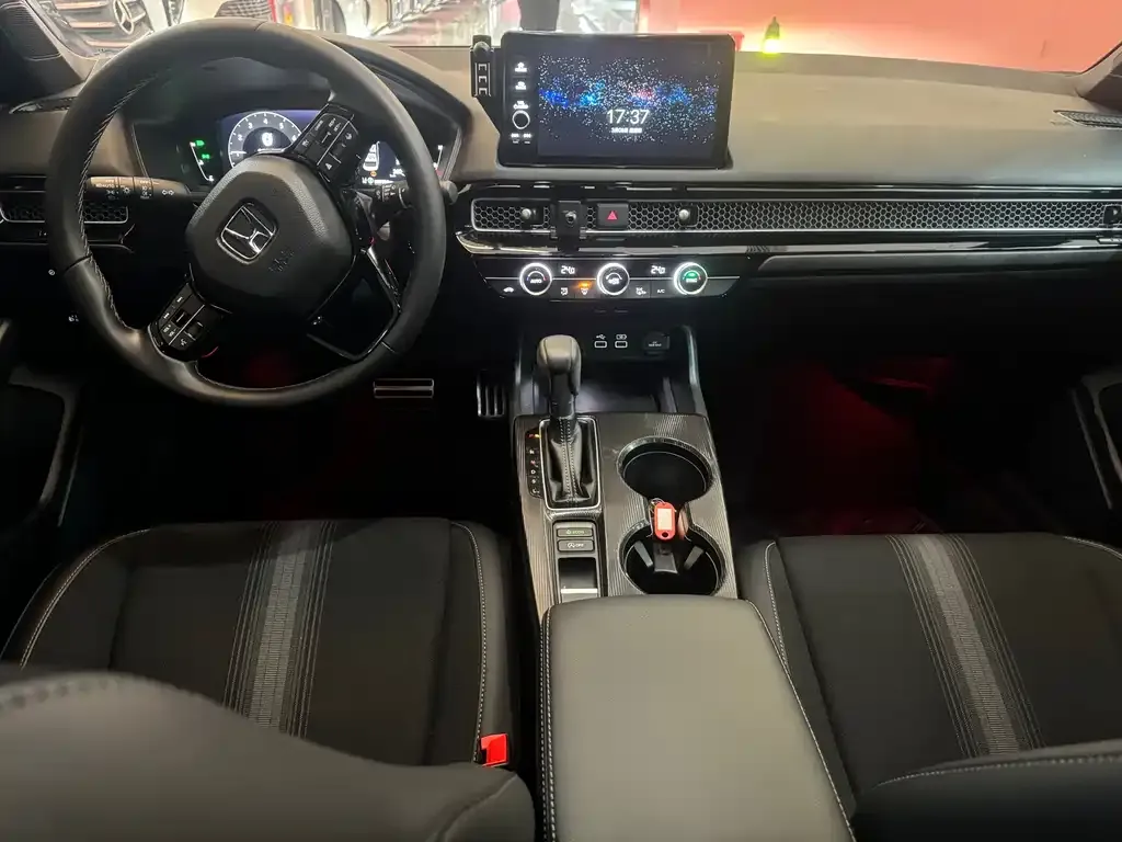 Honda Civic — фото 2