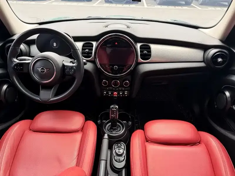 MINI Cooper (3-door) 2022 из CN, фото 2