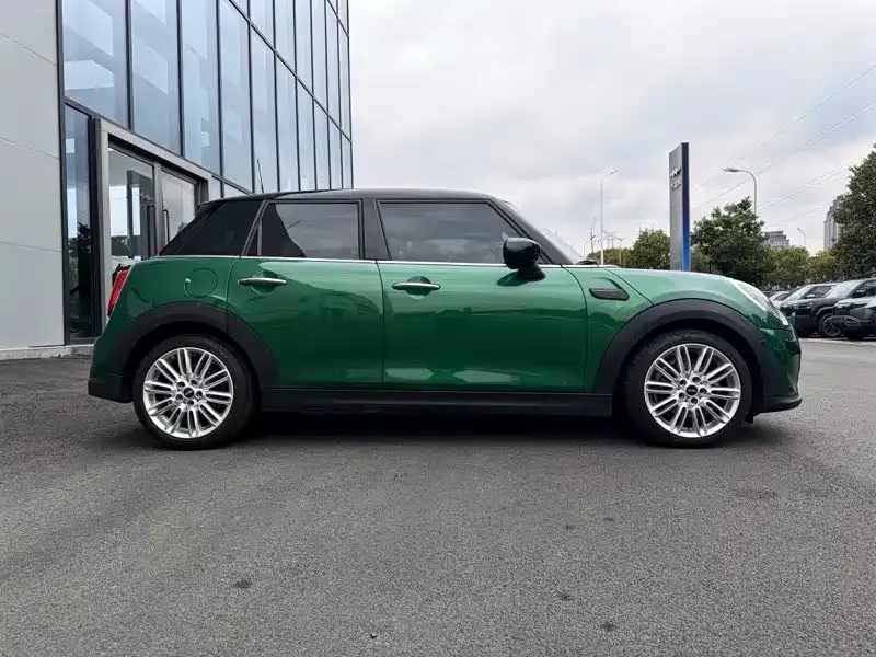 MINI Cooper (3-door) 2022 из CN, фото 9