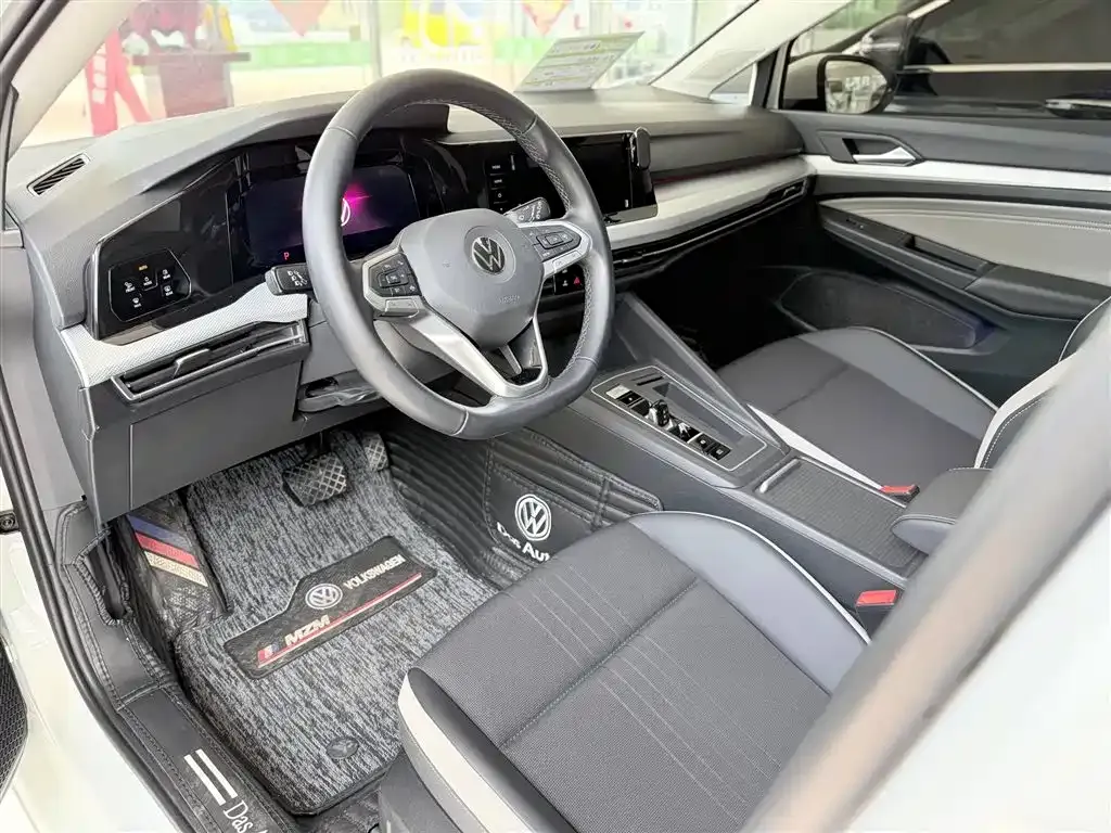 Volkswagen Golf 2021 из CN, фото 7