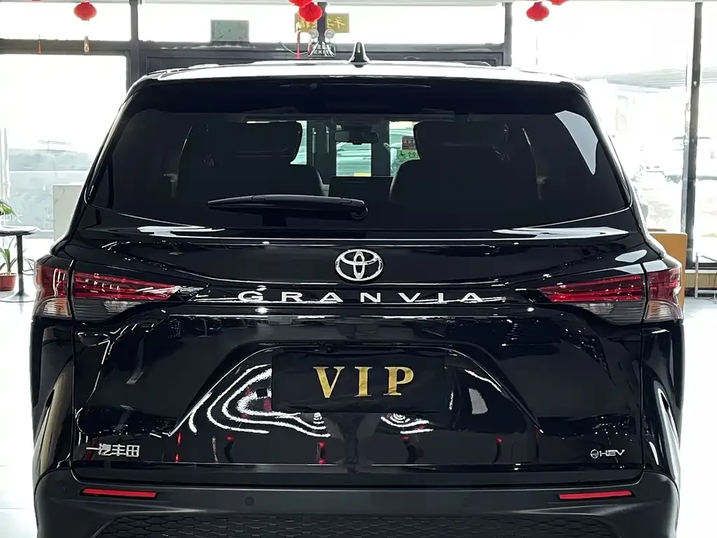 Toyota Granvia 2025 из CN, фото 6