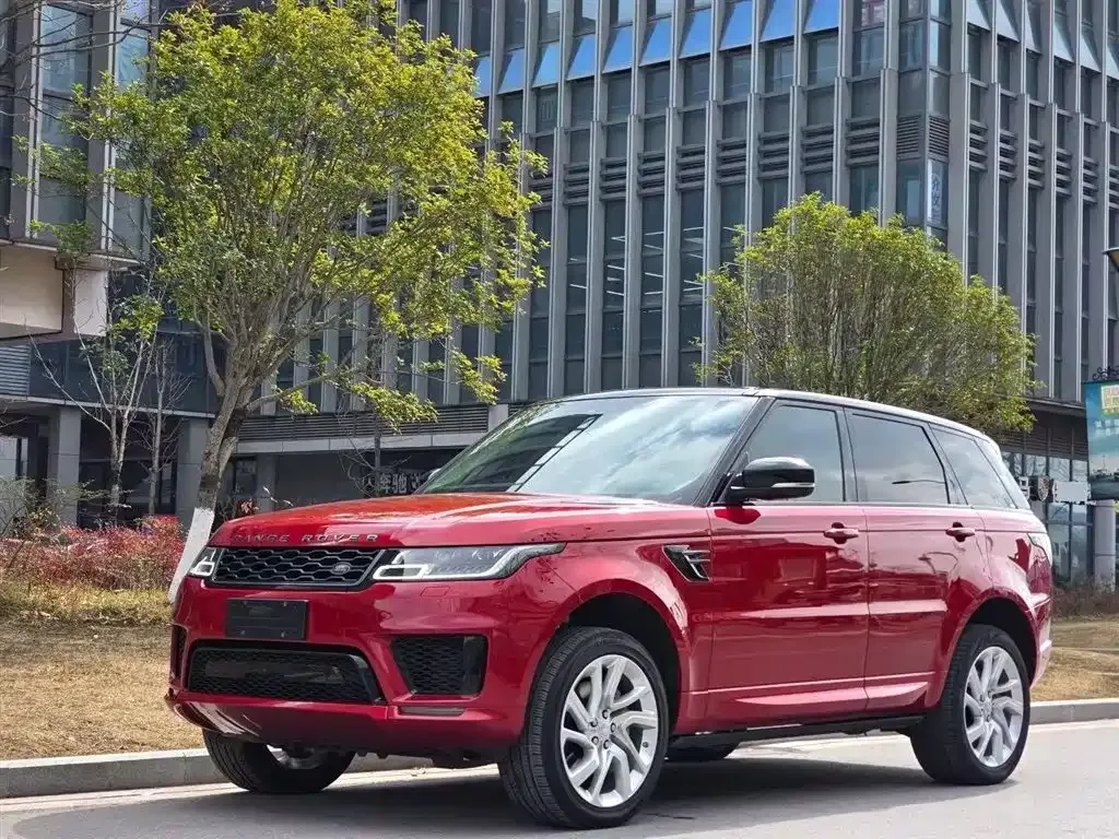Land Rover Sport — фото 1
