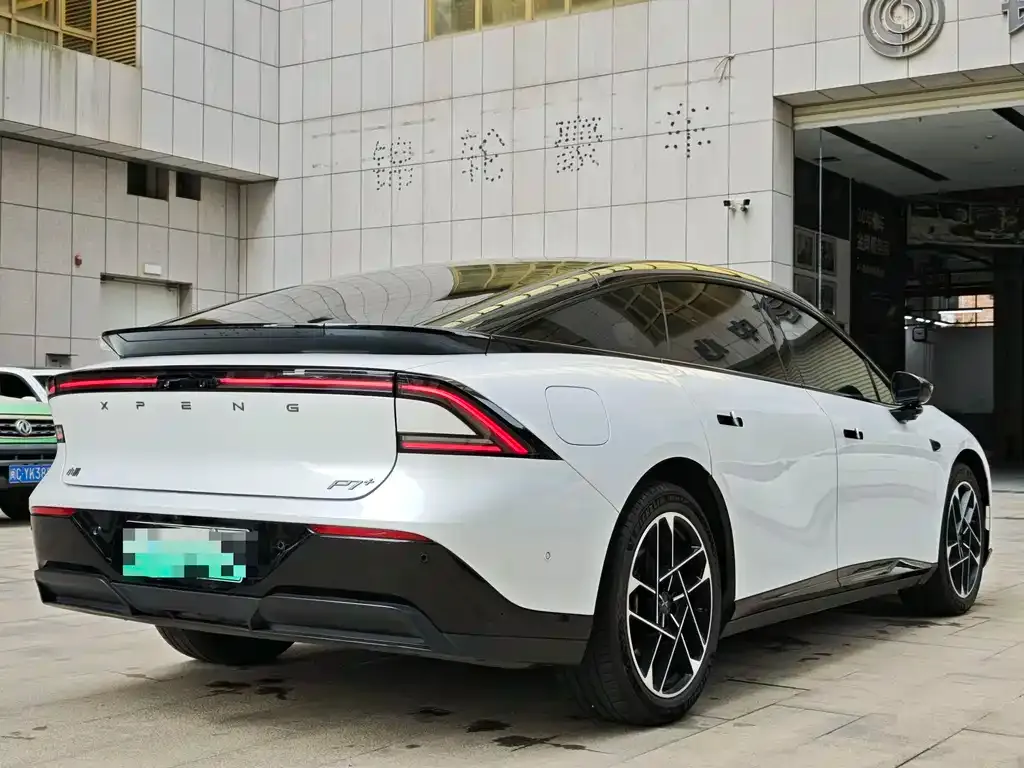 XPeng P7+ — фото 10