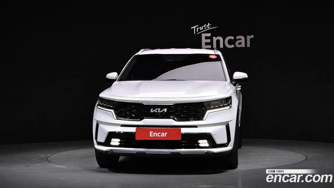 Kia Sorento — фото 6