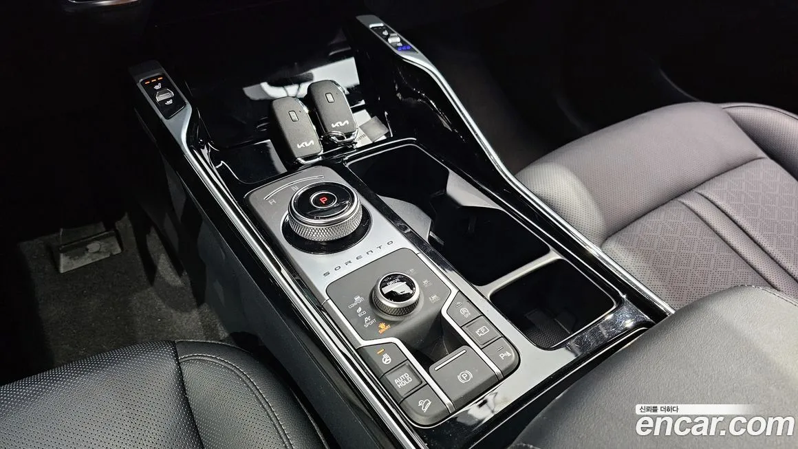 Kia Sorento — фото 9