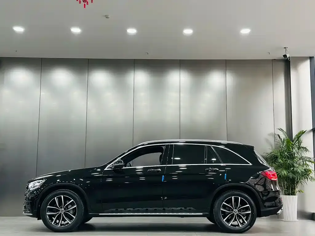 Mercedes-Benz GLC — фото 9