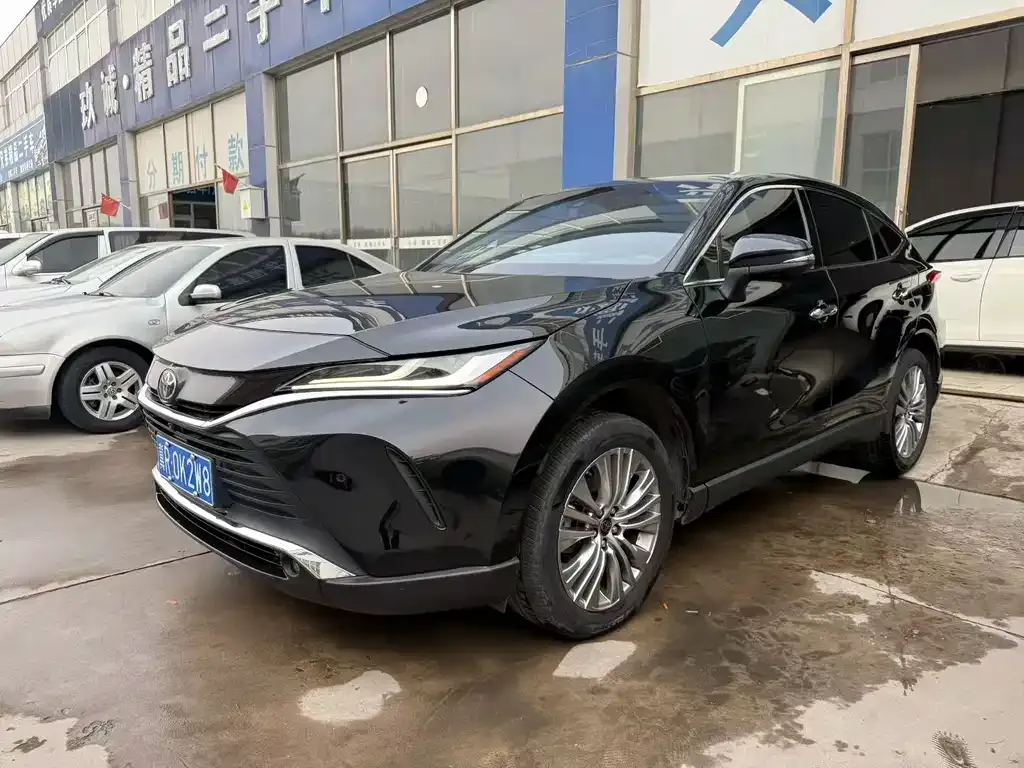 Toyota Harrier 2021 из CN, фото 1