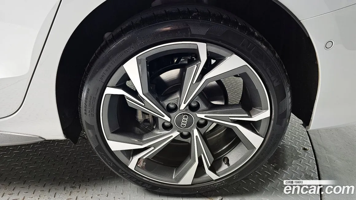 Audi A3 2025 из KR, фото 6