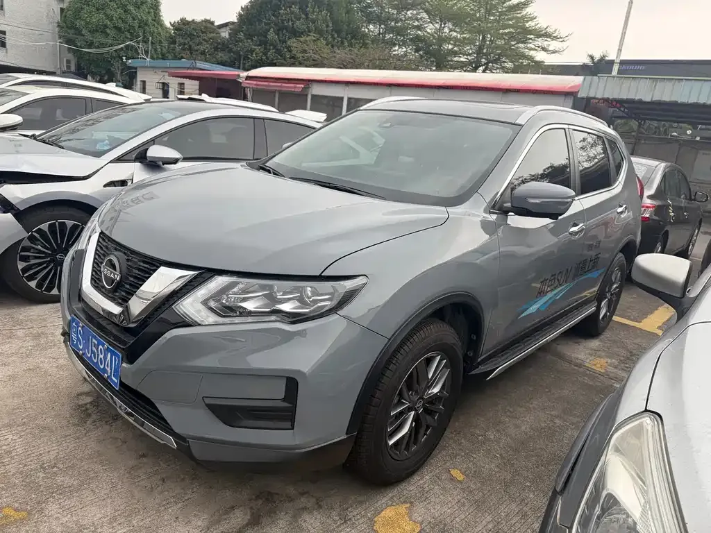 Nissan X-Trail 2025 из CN, фото 1
