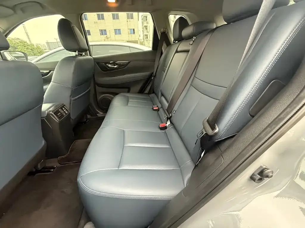 Nissan X-Trail 2025 из CN, фото 3