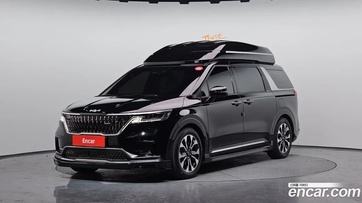 Kia Carnival — фото 1
