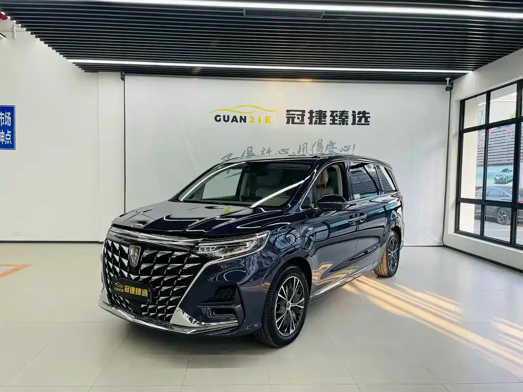 Roewe iMAX8 2023 из CN, фото 1