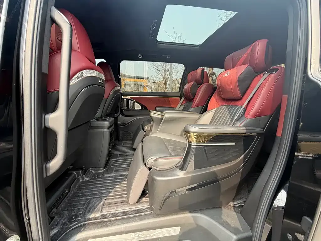 GAC Motor Trumpchi M8 — фото 10