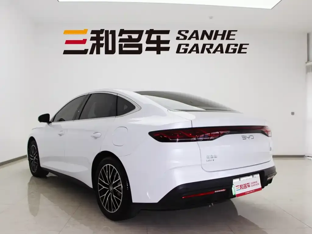 BYD Qin L — фото 6