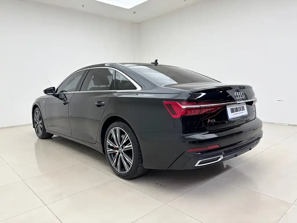 Audi A6L 2022 из CN, фото 4