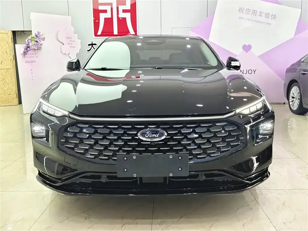 Ford Mondeo 2023 из CN, фото 2