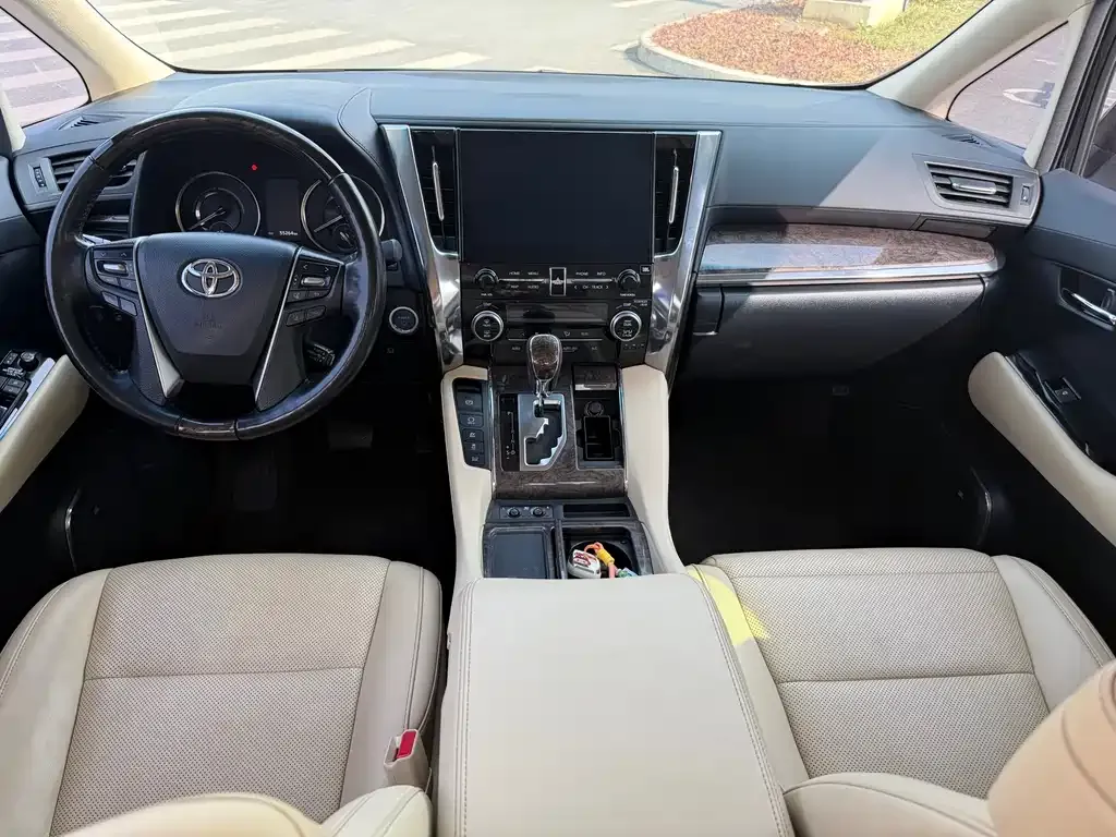 Toyota Alphard 2021 из CN, фото 6