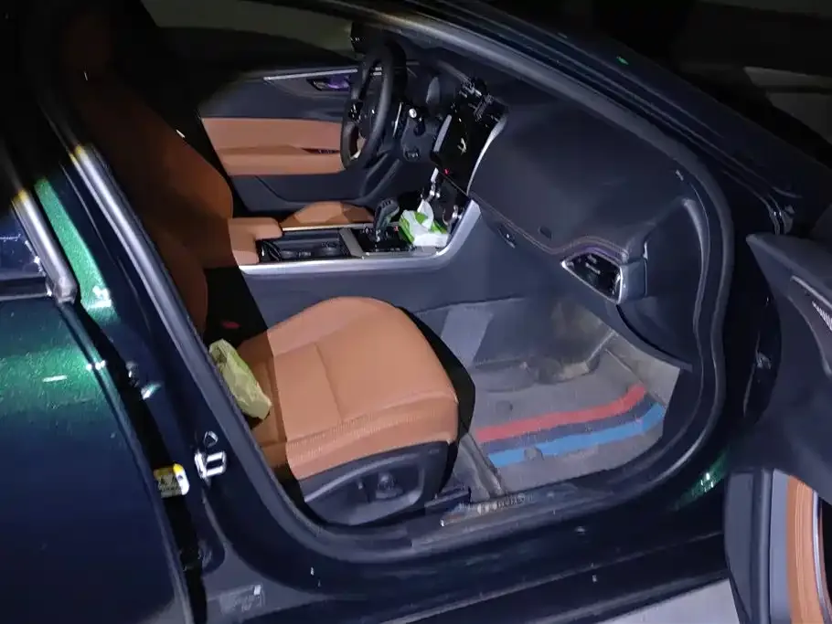 Jaguar XEL 2025 из CN, фото 2