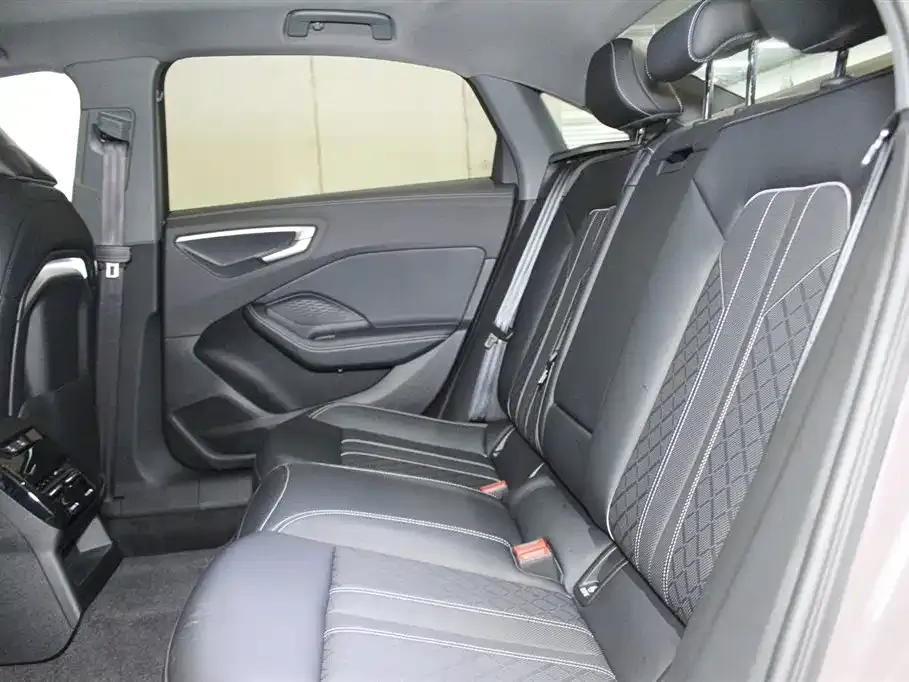 Audi A5L 2025 из CN, фото 7