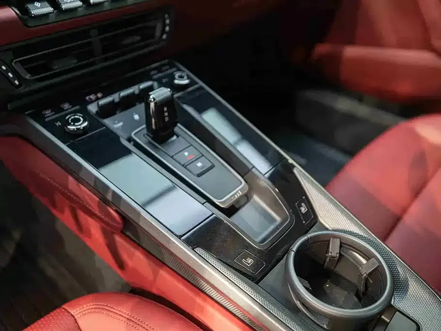 Porsche 911 2024 из CN, фото 3
