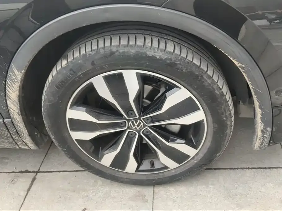 Volkswagen Tiguan L 2022 из CN, фото 7