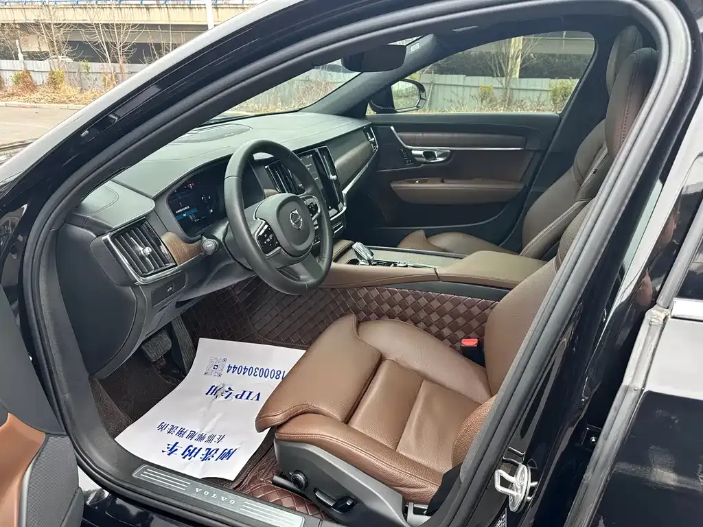 Volvo S90 2024 из CN, фото 7