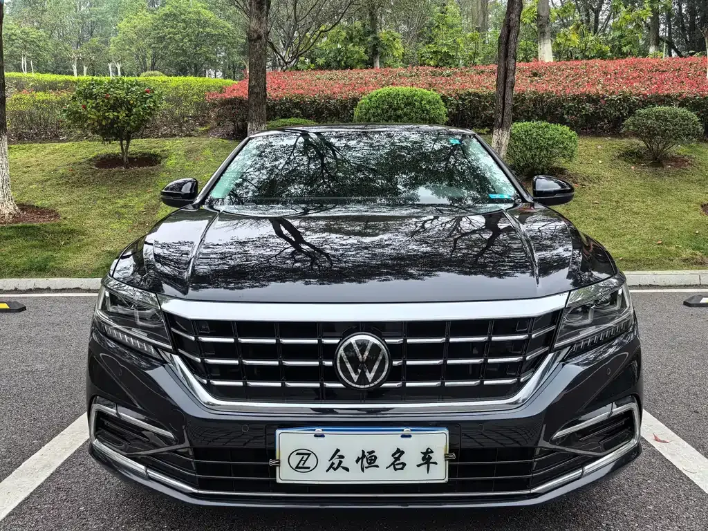 Volkswagen Passat — фото 9