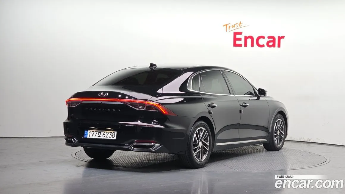 Hyundai Grandeur 2022 из KR, фото 6