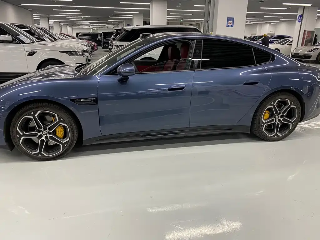Xiaomi SU7 — фото 8